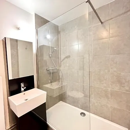 Capucins - Tres Bel Hyper Centre * ランス