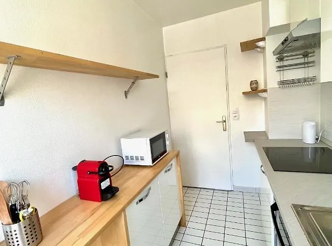 Capucins - Tres Bel Hyper Centre * Реймс