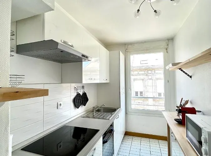 Capucins - Tres Bel Hyper Centre * Реймс